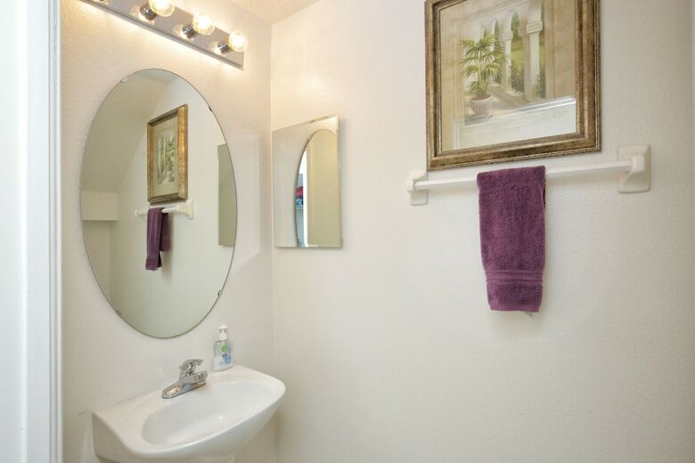 Villa Magnificent & Clean Large Home W/ Pool & Spa