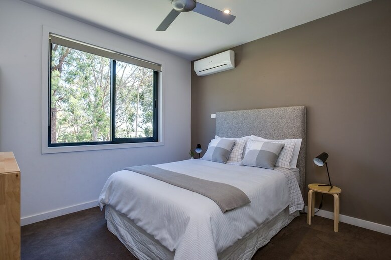 Kalina Retreat Tennis & Pool