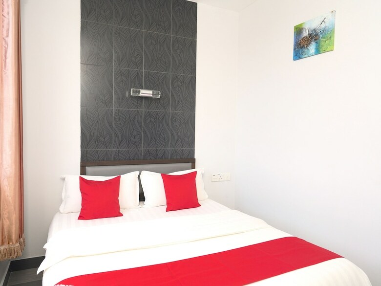 Hotel Oyo 89457 682 Lodge