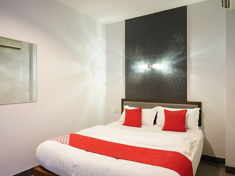 Hotel Oyo 89457 682 Lodge