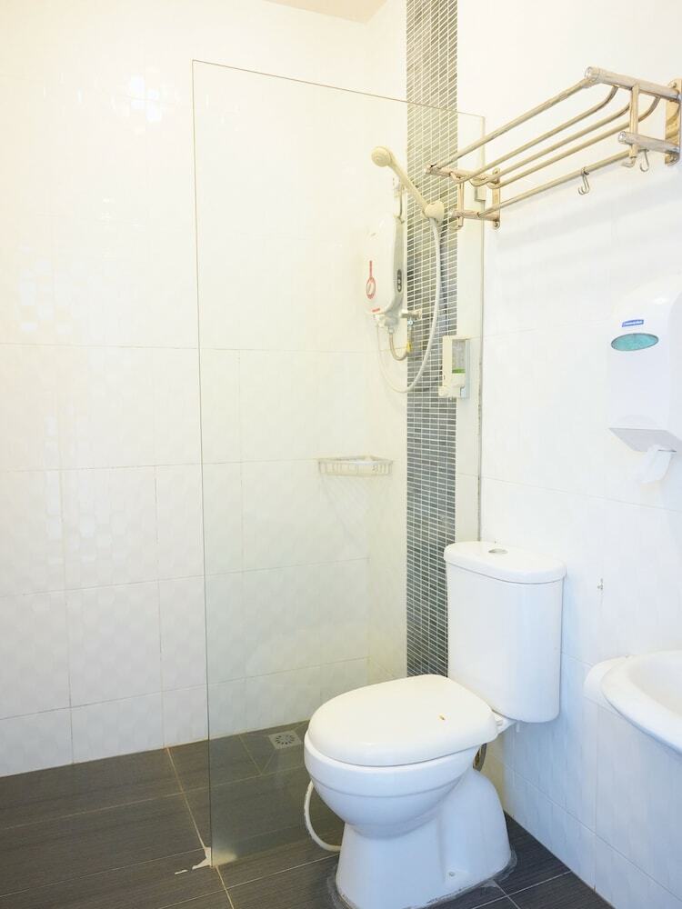 Hotel Oyo 89457 682 Lodge