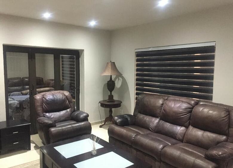 Hotel Naldorado Executive Villa
