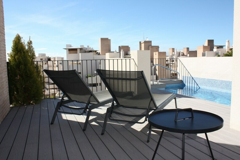 Apartamentos Penthouse With Private Pool Near Beach