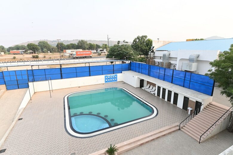 Hotel Rajshree Resort