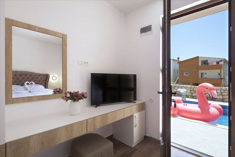 Hotel Apartments Lazy Hill
