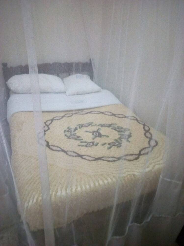 Wambuku Hotel