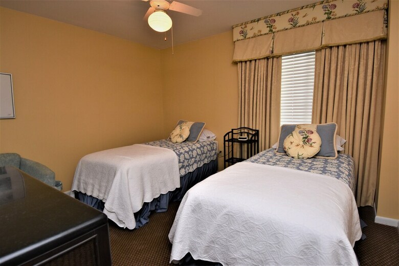 Edgewater West 53 By Bender Vacation Rentals