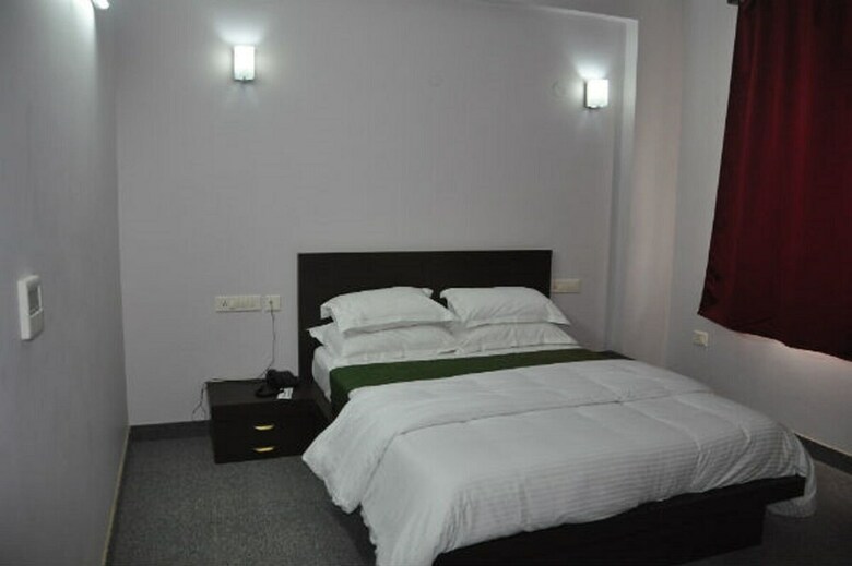 Hotel Neelkanth  Bagar Inn Resort