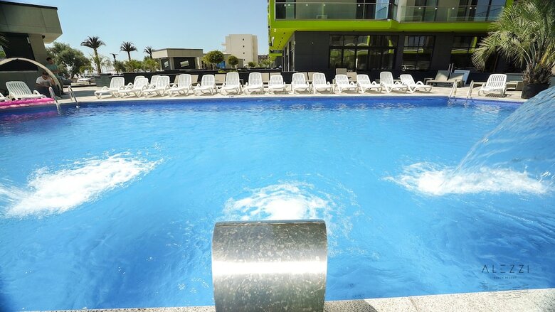 Aparthotel Alezzi Beach Resort