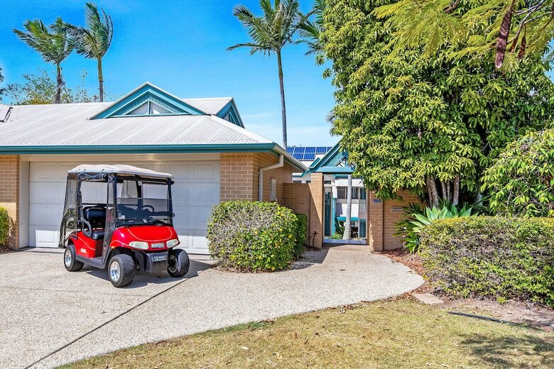 Sunshine Villa At Sanctuary Cove