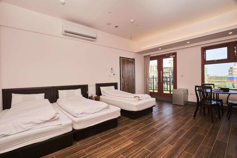 Bed & Breakfast First Shanhai Hotel