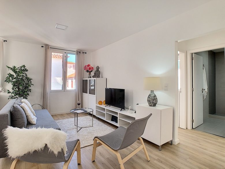 Apartment Naya By Mhm