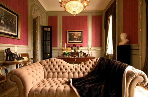Hostal Brugsche Suites - Luxury Guesthouse