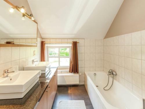 Holiday Home Wima Bomal Sur Ourthe II