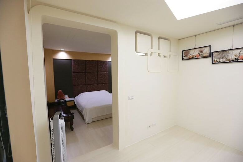 Hotel Water Tail Homestay