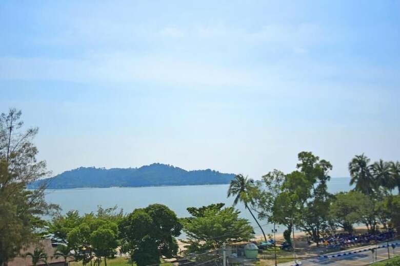 Hotel Avi Pangkor Beach Resort