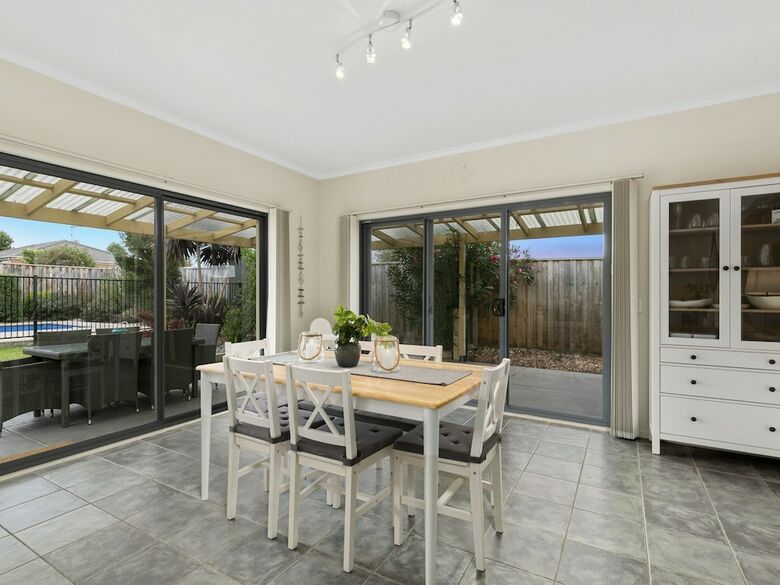 Villa Beached As - Free Wifi, Netflix & Foxtel, Heated Pool