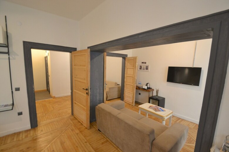 Pera Tunnel Hotel