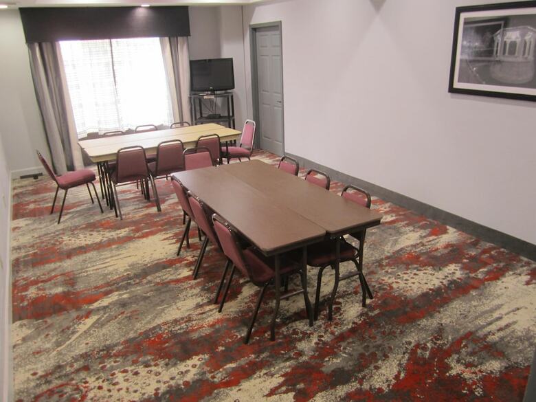 Best Western Plus Carrollton Hotel