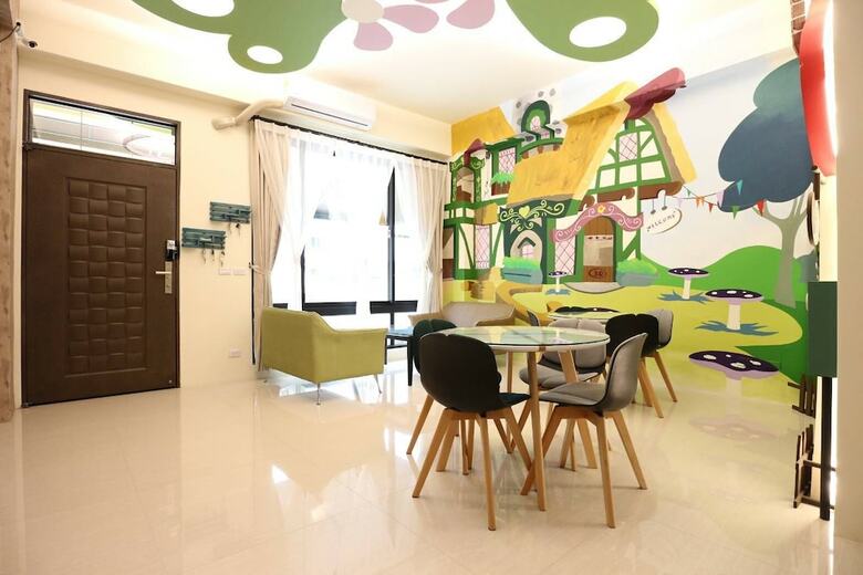 Hotel Mushroom 30