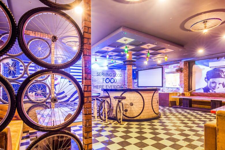 Fabhotel Star Of Taj Restobar