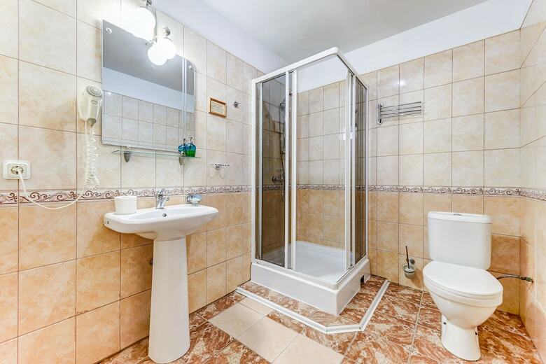 Hotel Guest Rooms On Nevsky Prospekt 47