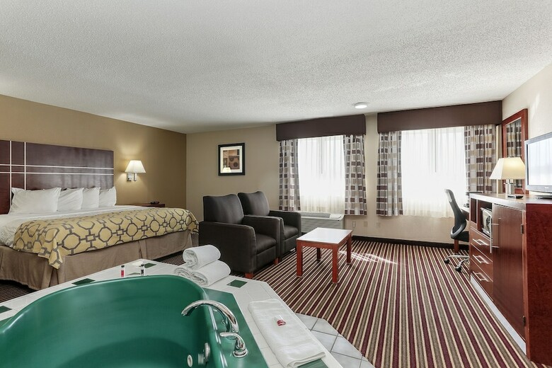 Hotel Baymont By Wyndham Bowling Green