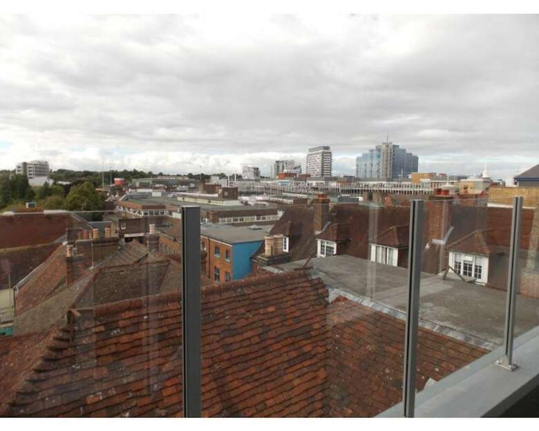 Apartamento Penthouse - Basingstoke