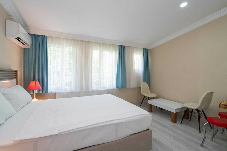 Bicer Hotel