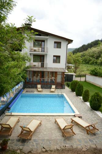Hostal Guest House Drecheva's House