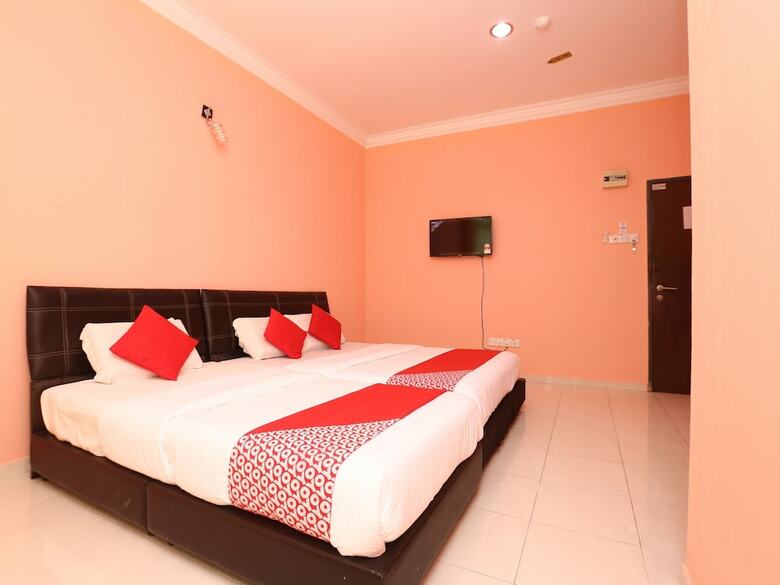 Hotel Oyo 89556 Sa Villa Holiday Inn