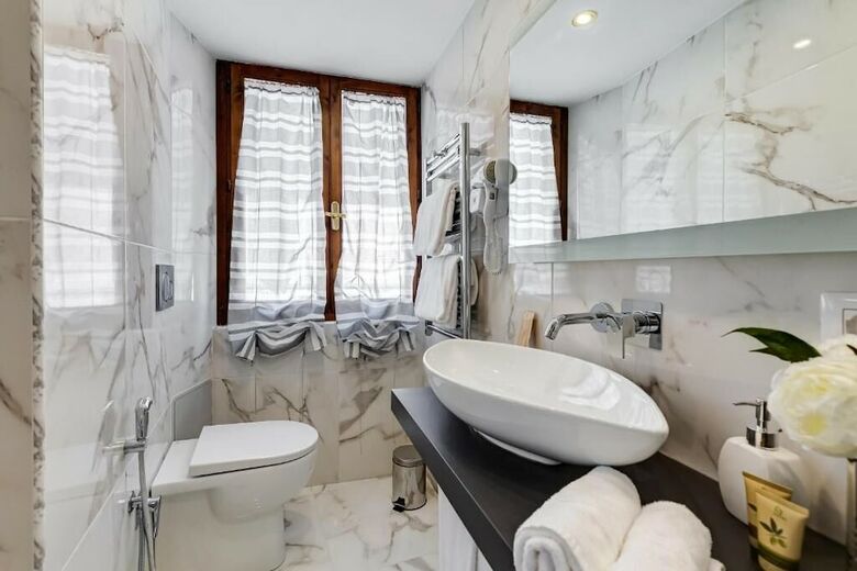 Hotel Trevi Private Suites