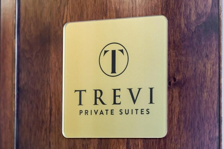 Hotel Trevi Private Suites