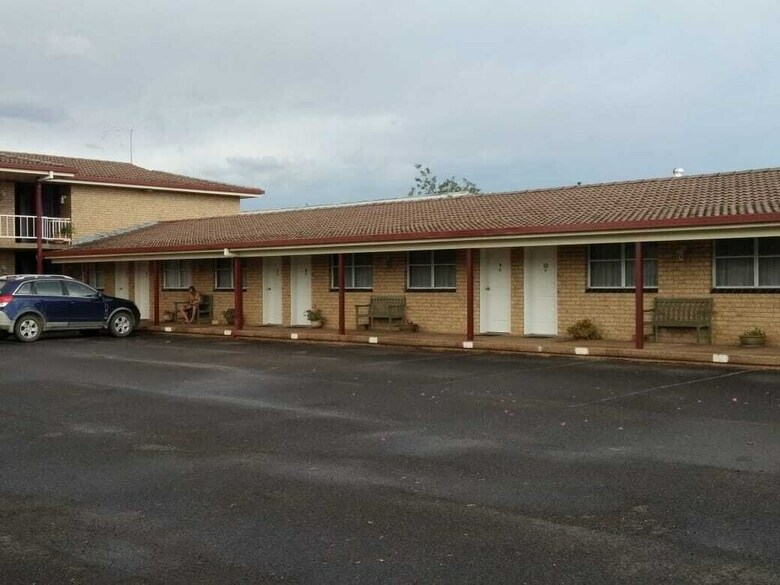 Overlander Motor Lodge