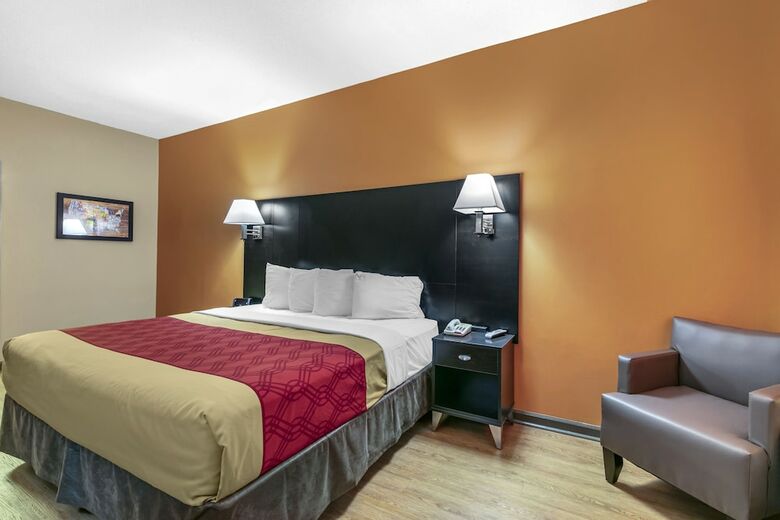 Hotel Econo Lodge Inn & Suites