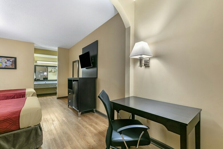 Hotel Econo Lodge Inn & Suites