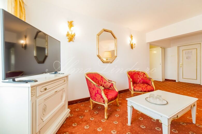 Hotel Cetate Imparatul Romanilor