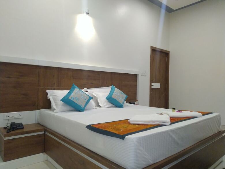 Hotel Aapni Haveli