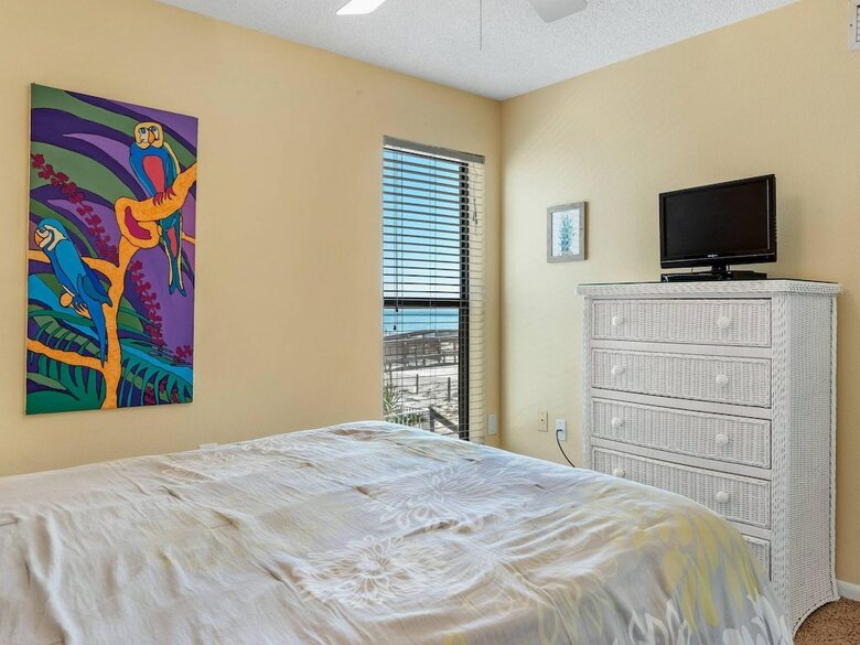 Sandpiper Beachfront Condos By Bender Vacation Rentals