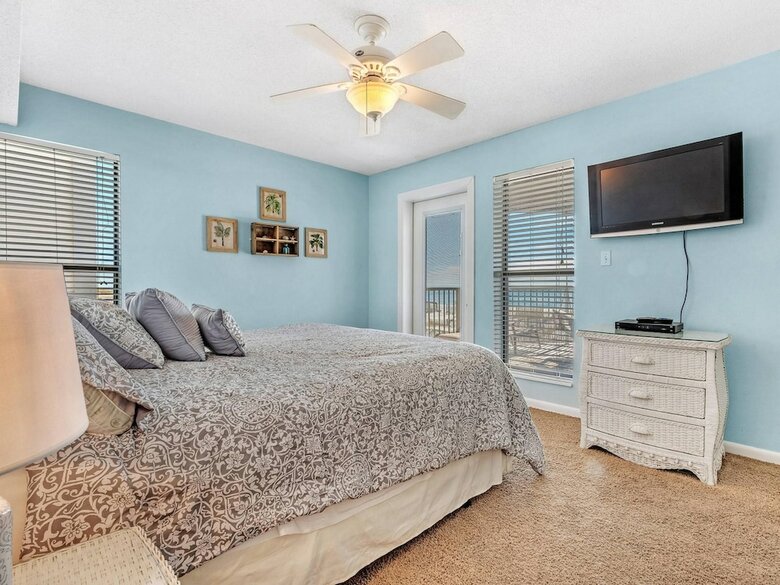 Sandpiper Beachfront Condos By Bender Vacation Rentals