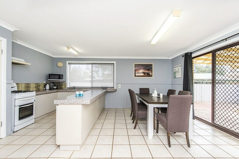 Sea-spray - Walking Distance To Ocean