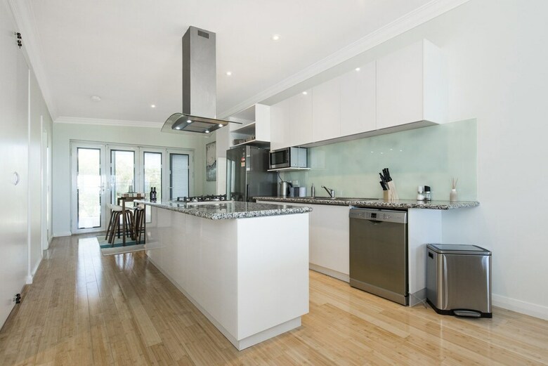 Oceans Up - Luxury Apartment With Ocean Views