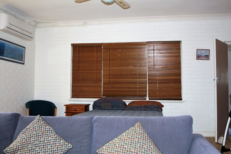 Apartamentos Pine Villas - Walk To Beach Ocean Views