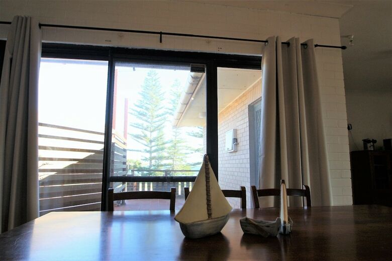 Apartamentos Pine Villas - Walk To Beach Ocean Views