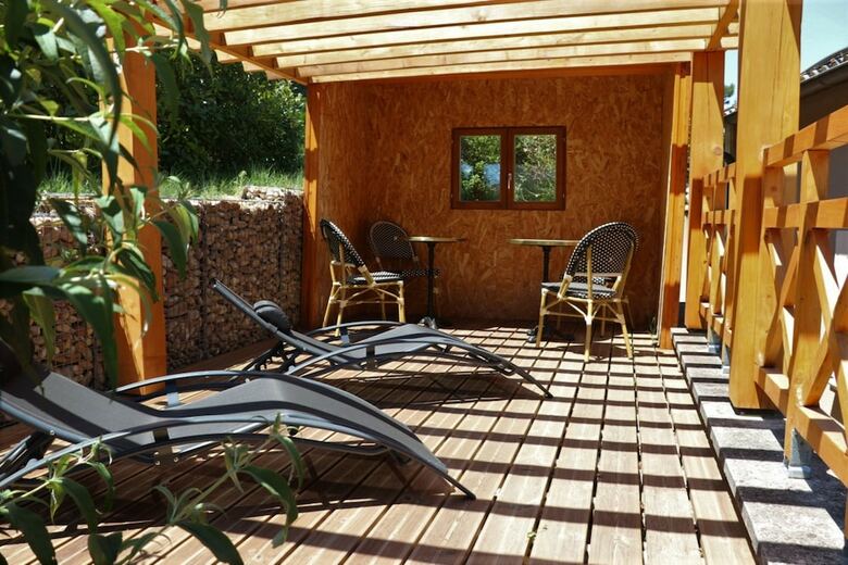 Bed & Breakfast Domaine Des Gendalis