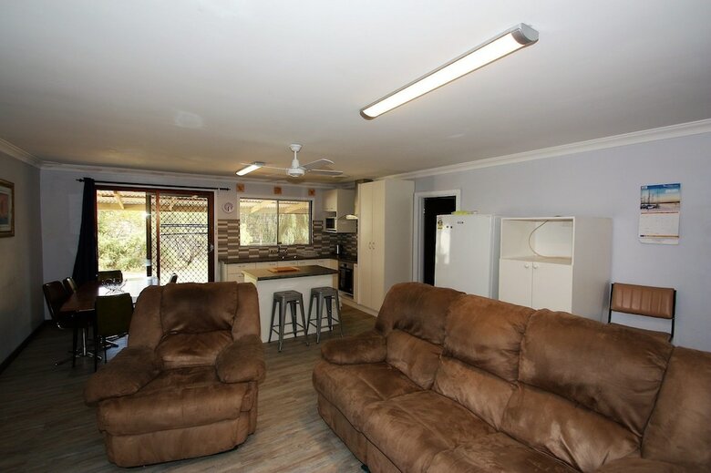 Apartamentos Brooklands - Budget Beach Shack Style Accomodation