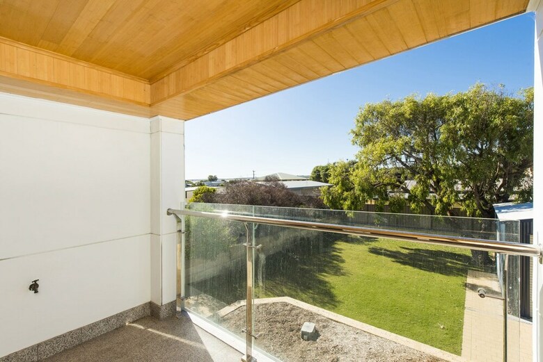 Oceans Down - Luxury Apartment With Ocean Views