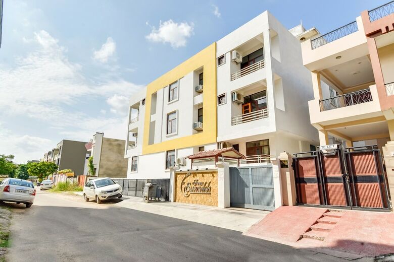 Oyo 60892 Hotel Shree Sumukh