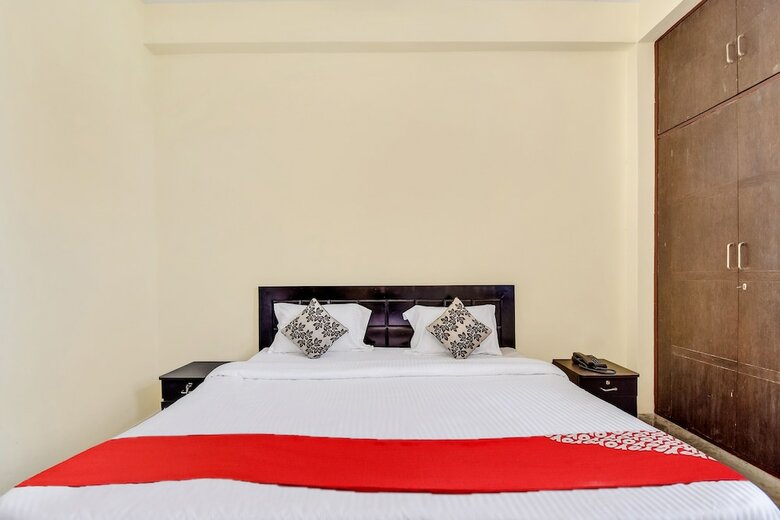 Oyo 60892 Hotel Shree Sumukh