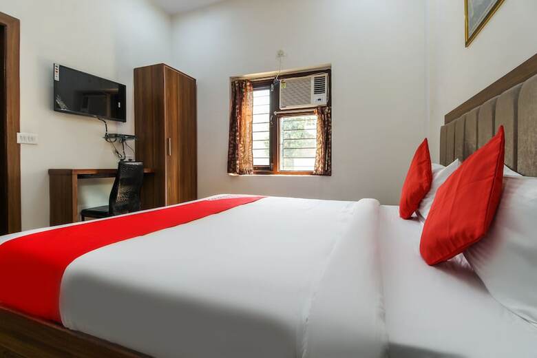 Hotel Oyo 62646 Taj Classic
